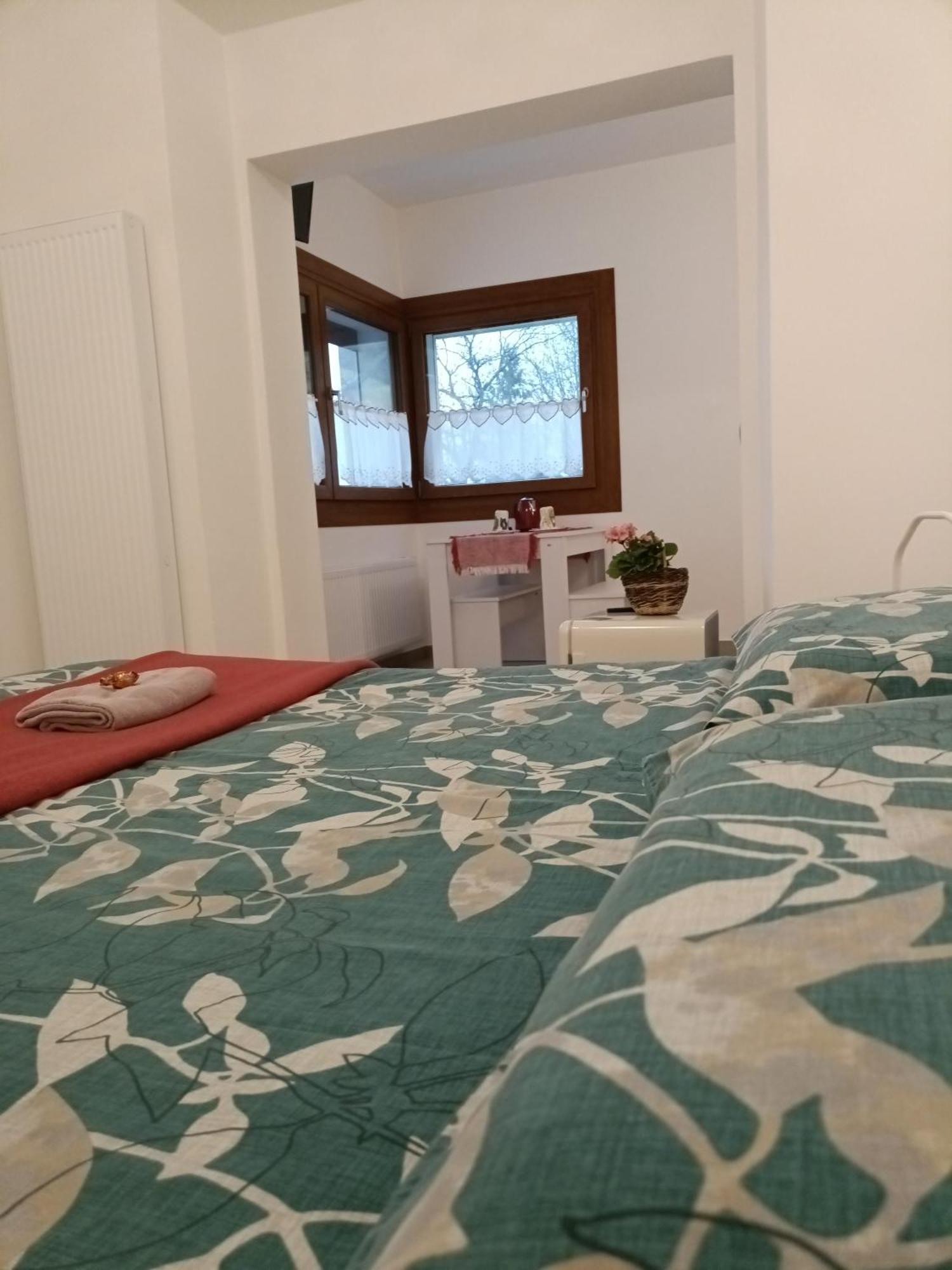 Casa Castegner - Rooms Seren del Grappa Bagian luar foto